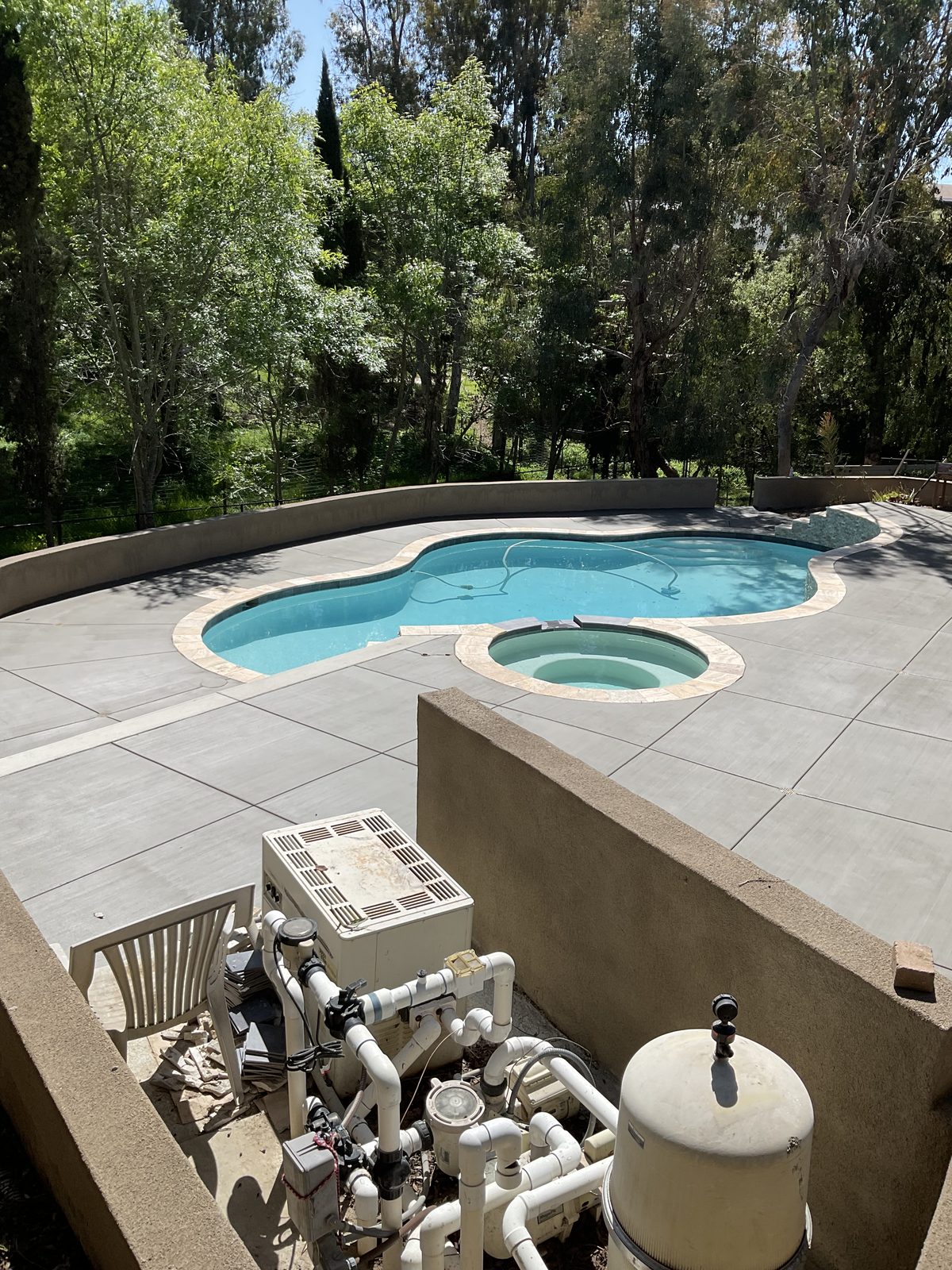 Finished smooth concrete pool deck